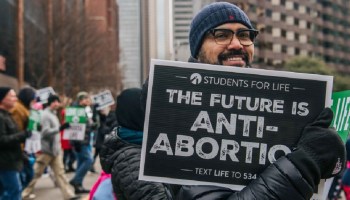 Hombre demanda a tres mujeres en Texas por ayudar al aborto de su novia