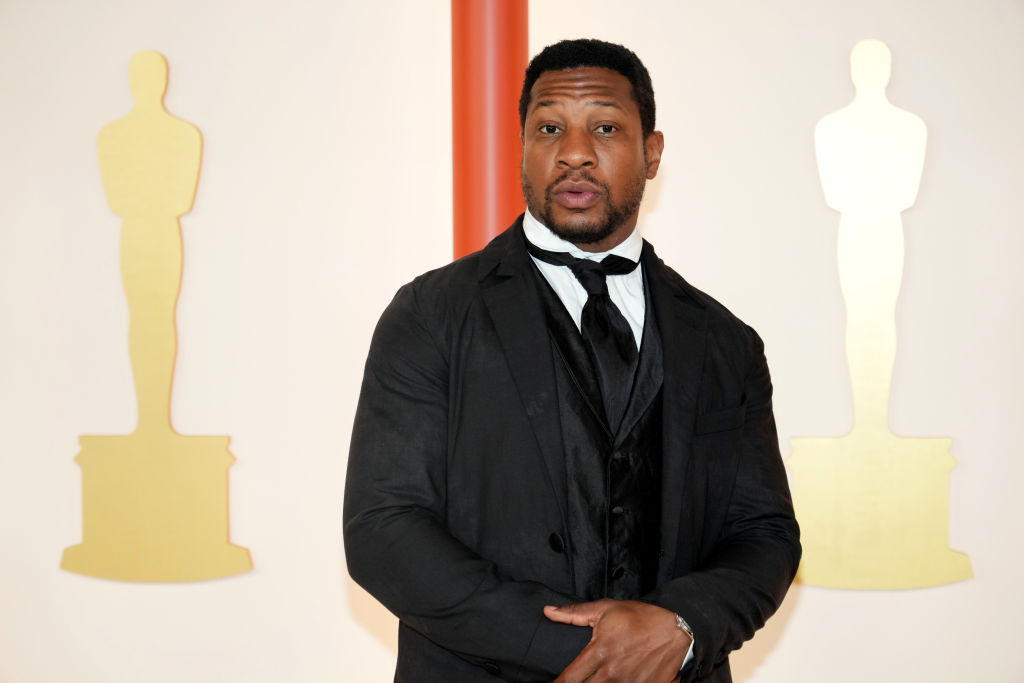 Jonathan Majors en los premios Oscar