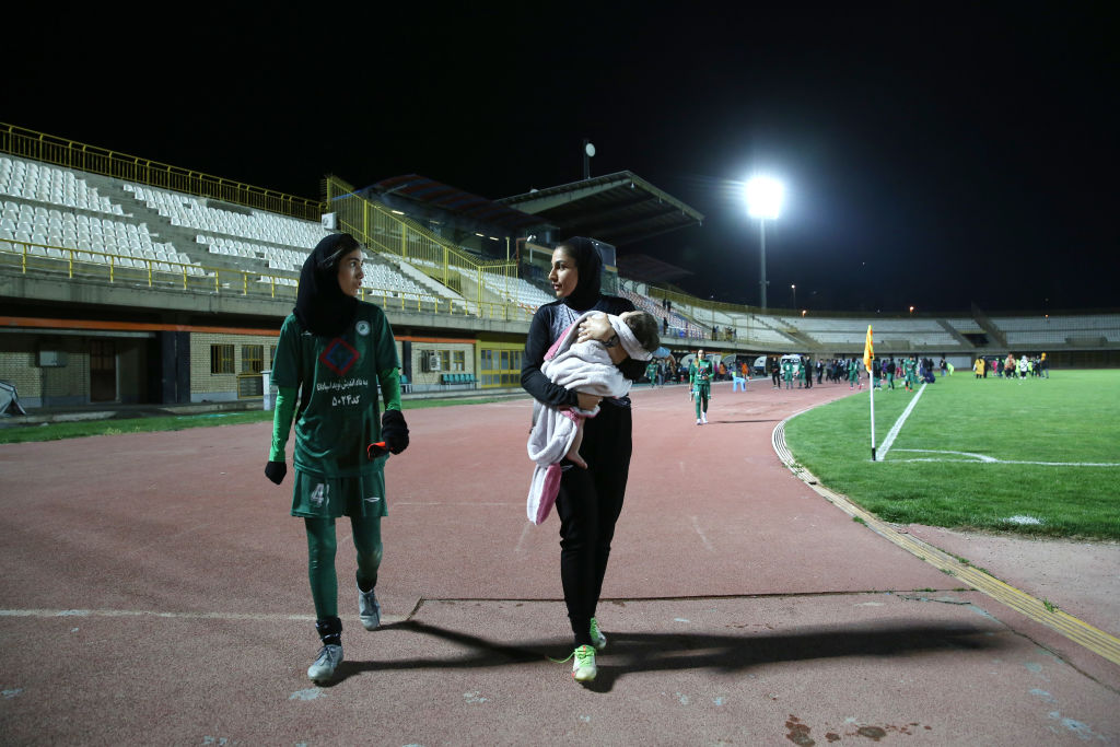 ¿Contradicción o paso adelante? El doble mensaje detrás de la normalización de la maternidad en el futbol