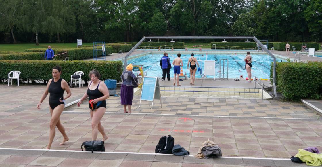 Las mujeres podrán nadar topless en las albercas de Berlín