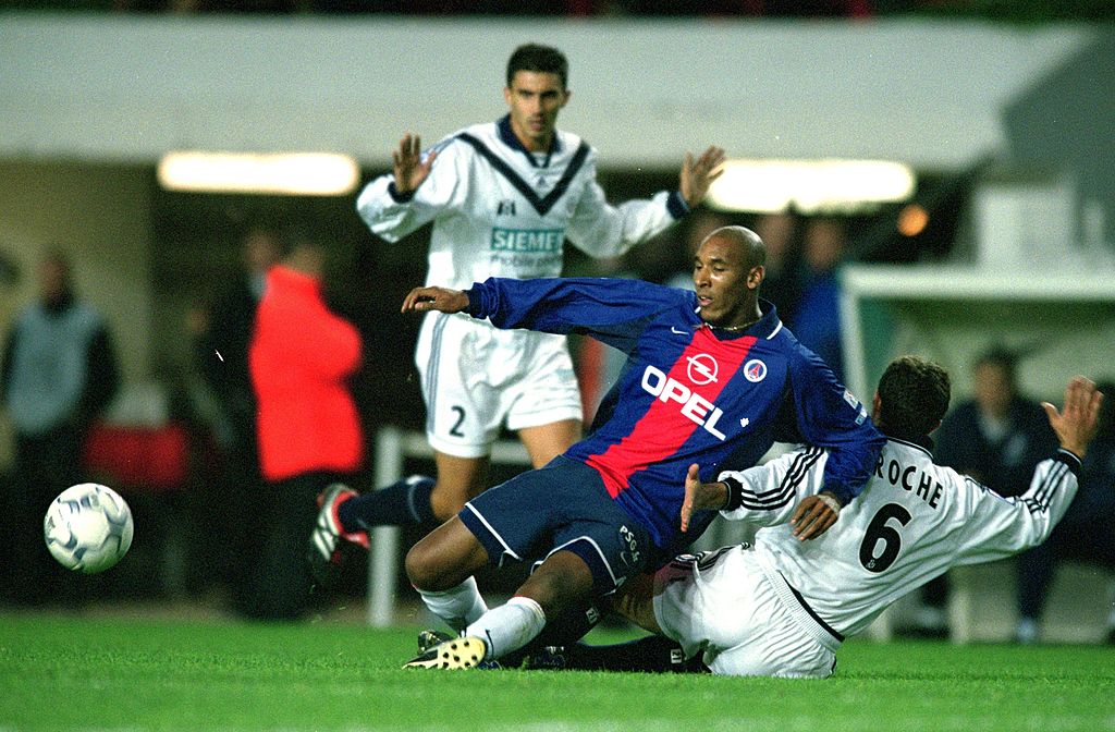 Nicolas Anelka, pintaba para estrella y terminó estrellado