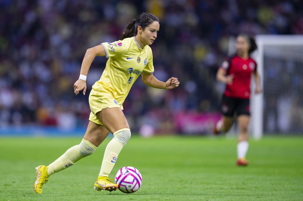 Scarlett Camberos se despide del América y su aficion con emotiva carta