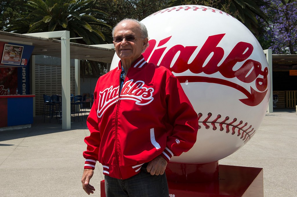 alfredo harp helu dueño diablos rojos del mexico lmb