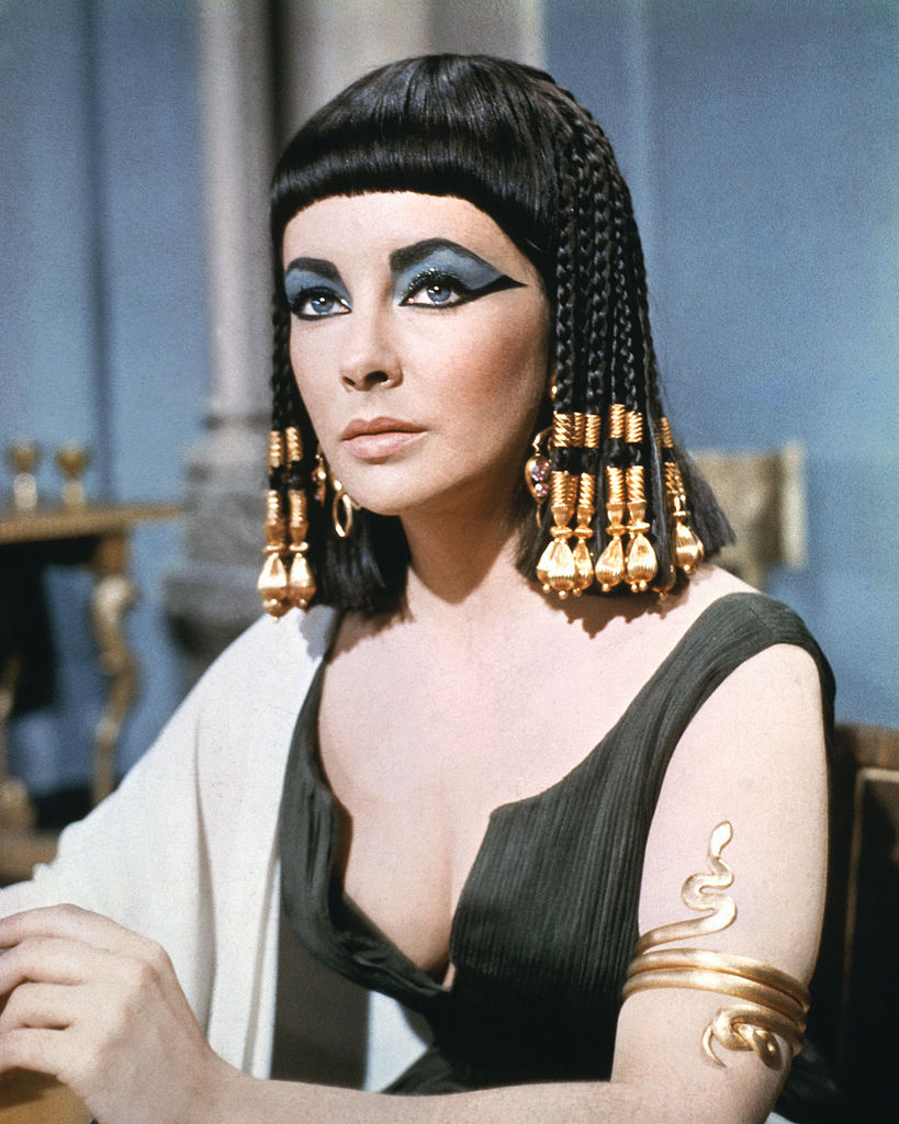 Elizabeth Taylor como Cleopatra