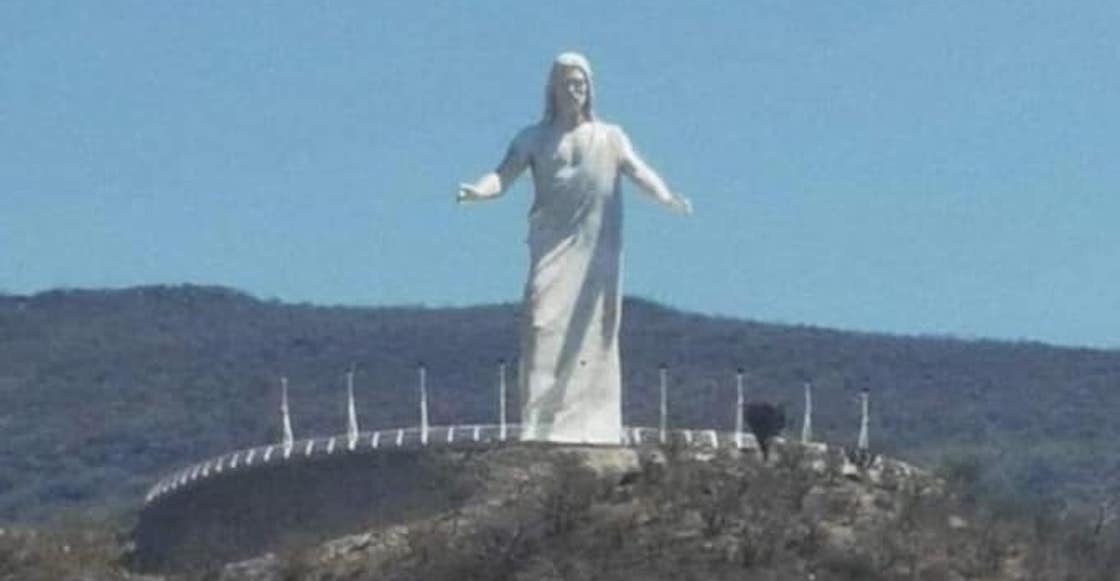 Escultura de Cristo más grande en México.