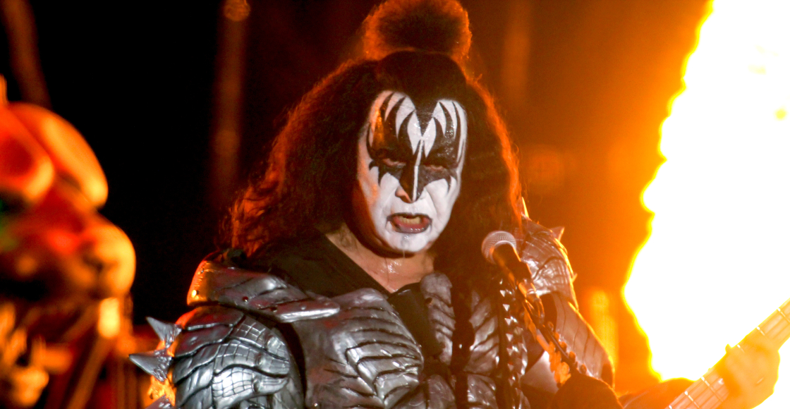 Gene Simmons paró un concierto de KISS porque se sentía mal y hasta tocó sentado