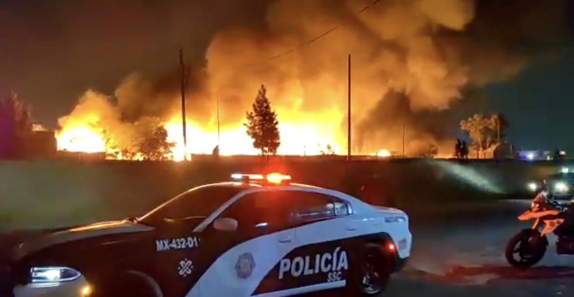 incendio-en-central-de-abasto-explota-bodega-plastico-tarima-4