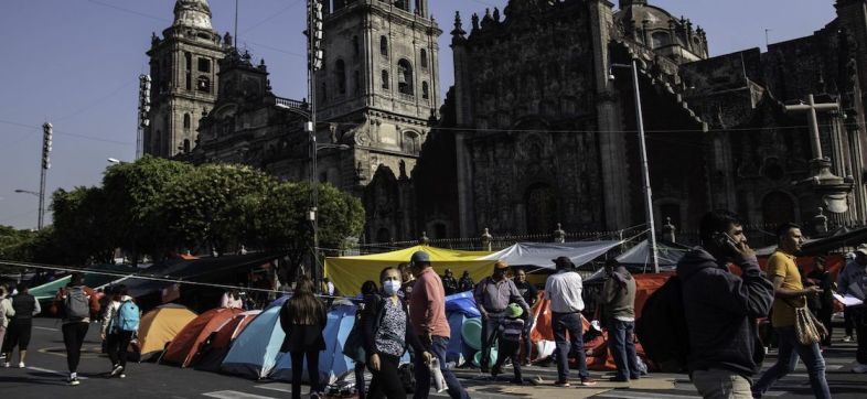 cnte-planton-cdmx-zocalo-amlo