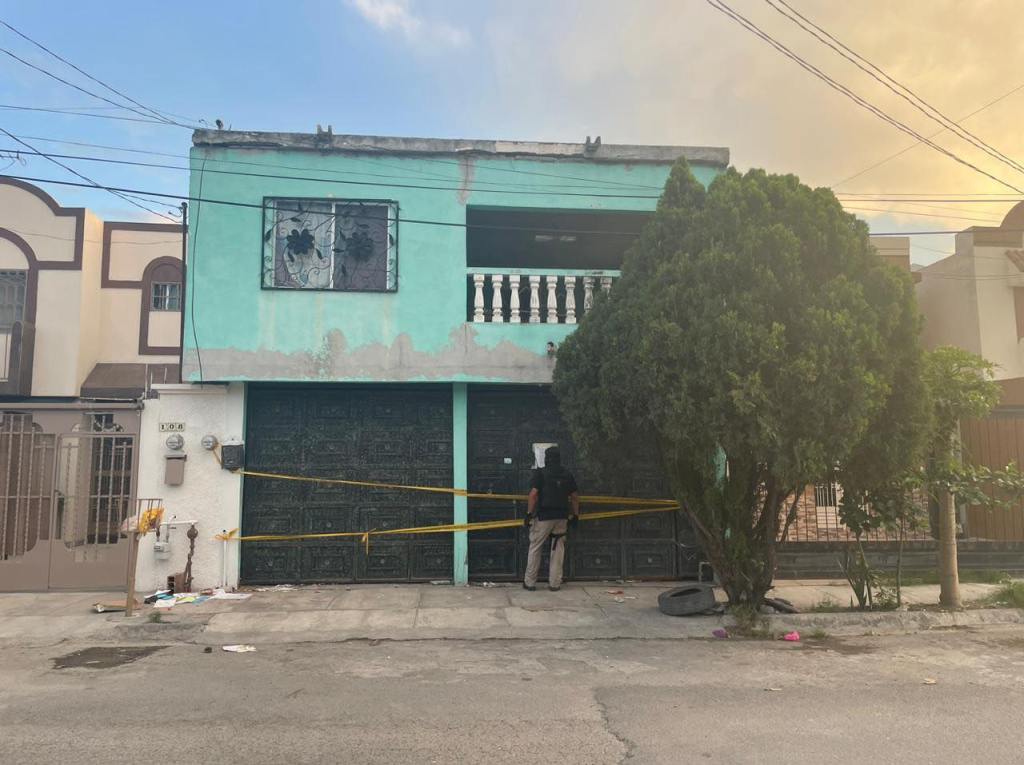 Rescatan a 17 perritos maltratados de una casa en Nuevo León