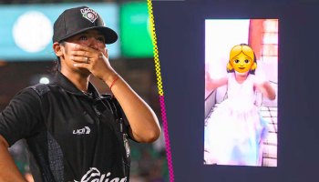 Umpire soltó las lágrimas tras mensaje de su hija por el Día de las Madres en pleno juego