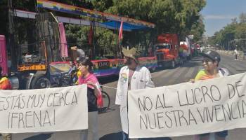 Bloque disidente clausura camiones