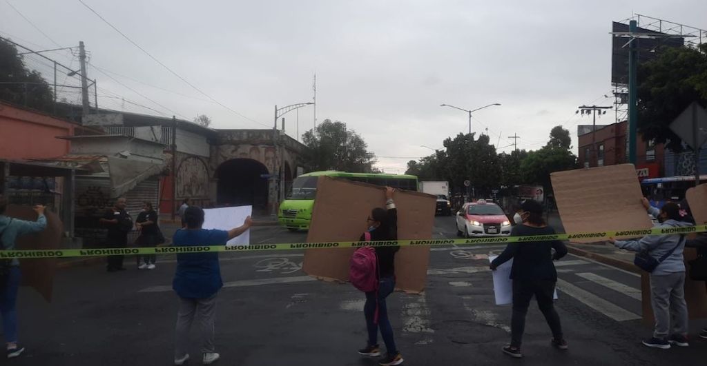 Bloqueos masivos de maestros en Edomex: México-Querétaro, Periférico y más autopistas