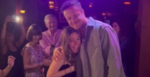 Dan Reynolds de Imagine Dragons le llevó serenata a una fan que superó el cáncer