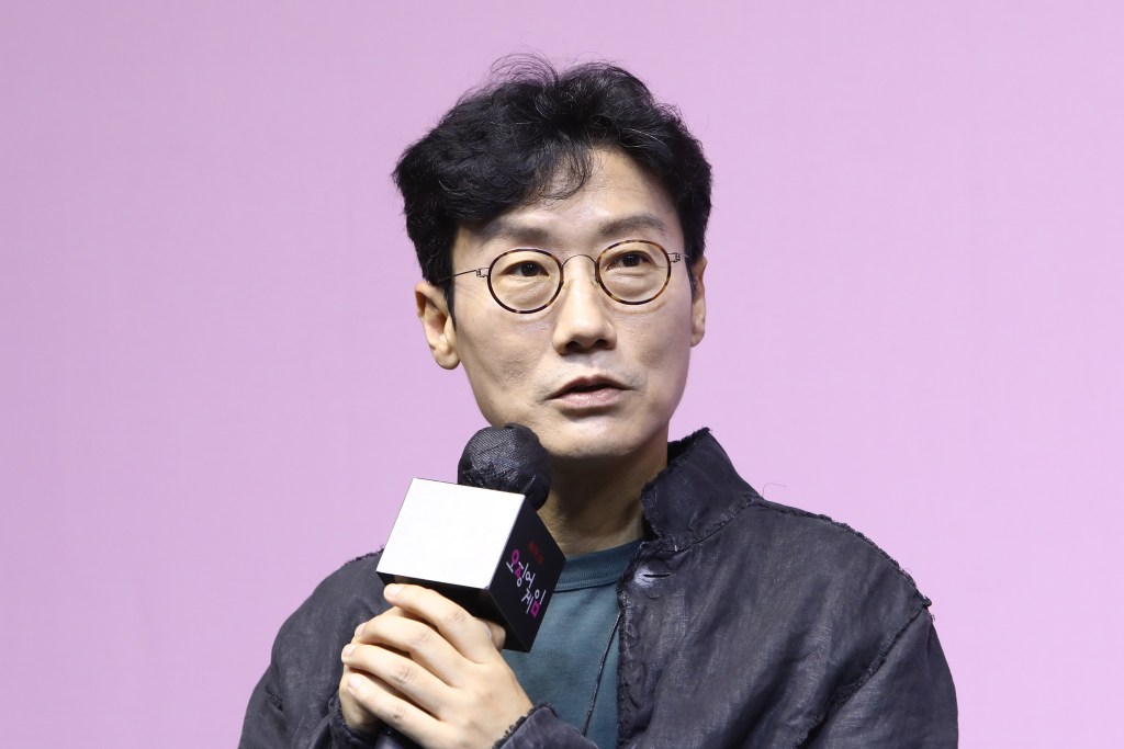 hwang dong hyuk