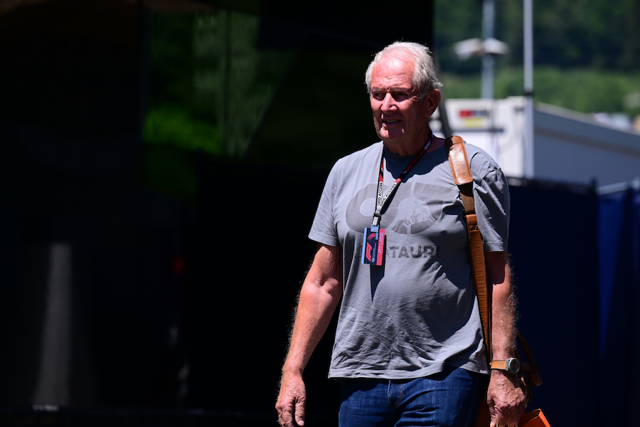 Helmut Marko aclaró los rumores sobre Checo y Ricciardo