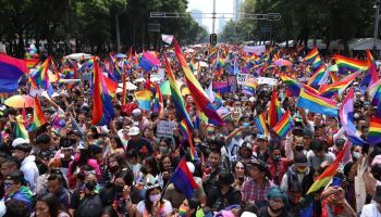 El pinkwashing durante la Marcha LGBT+.