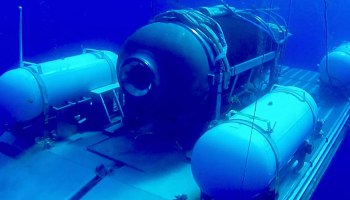 Encuentran posibles restos humanos del submarino del Titanic.