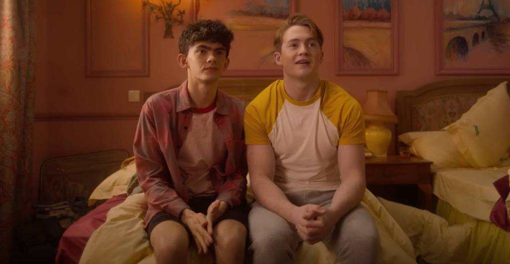 Nick y Charlie romancean en el tráiler oficial de la 2ª temporada de 'Heartstopper'