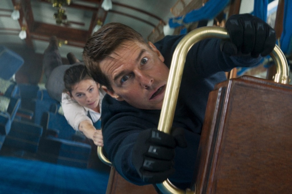 Tom Cruise y Hayley Atwell en 'Misión imposible: Sentencia mortal