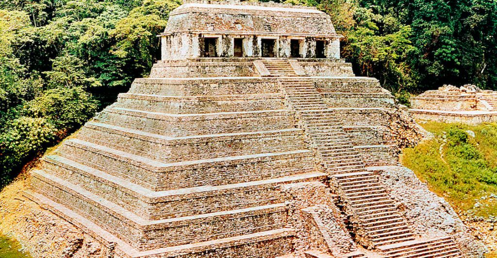 El misterio de la tumba del rey Pakal: ¿Viajero en el tiempo o astronauta maya?