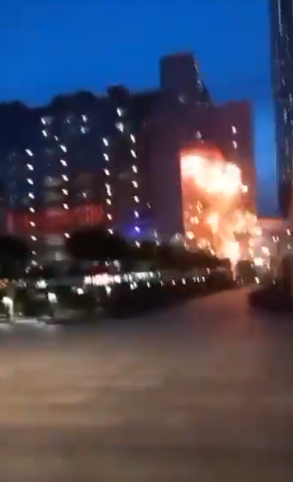 Rusia denuncia "ataque terrorista" de Ucrania: Un dron explotó junto a edificio de oficinas en Moscú