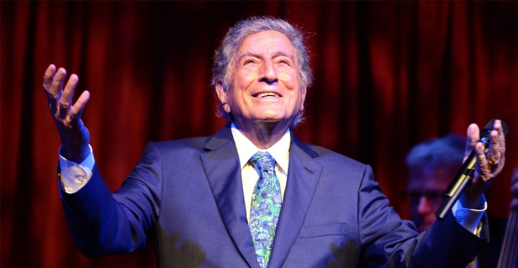 Una noticia triste: Tony Bennett se retira oficialmente de los escenarios a los 95 años

Famosos que fallecieron en 2023