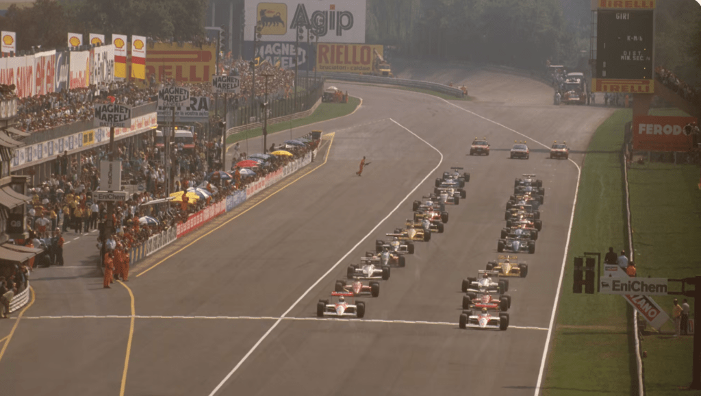 Ayrton Senna largó desde la pole en Monza 