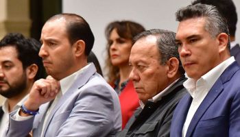 Los dirigentes nacionales Marko Cortés (PAN), Alejandro Moreno (PRI) y Jesús Zambrano, (PRD), junto a integrantes de las secretarías generales, coordinadores parlamentarios y del comité organizador del Frente Amplio por México, encabezaron la presentación de los observadores que conformarán la "Misión de Acompañamiento Cívico" en el procedimiento interno de la elección del coordinador general de la coalición.