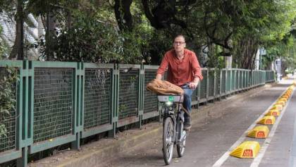 Nueva ciclovía en avenida Coyoacán.