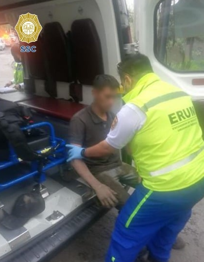 Joven quedó atrapado en barranco de Chapultepec al intentar ayudar a un perrito