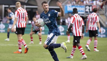 Revive el gol de Santi Giménez con el Feyenoord en el derbi de Rotterdam