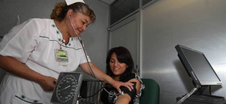 Salió peor que Dinamarca: 30 millones no tuvieron servicios de salud en México