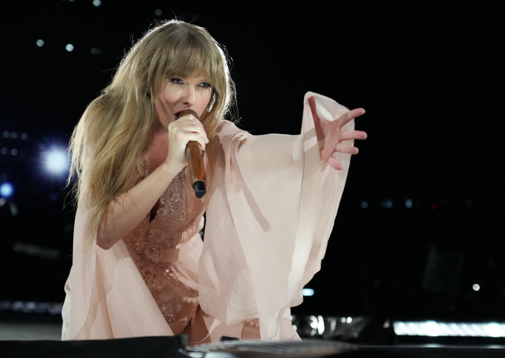 Humildad nivel: Taylor Swift paga 100 mil dólares a camioneros que la ayudan en su gira 