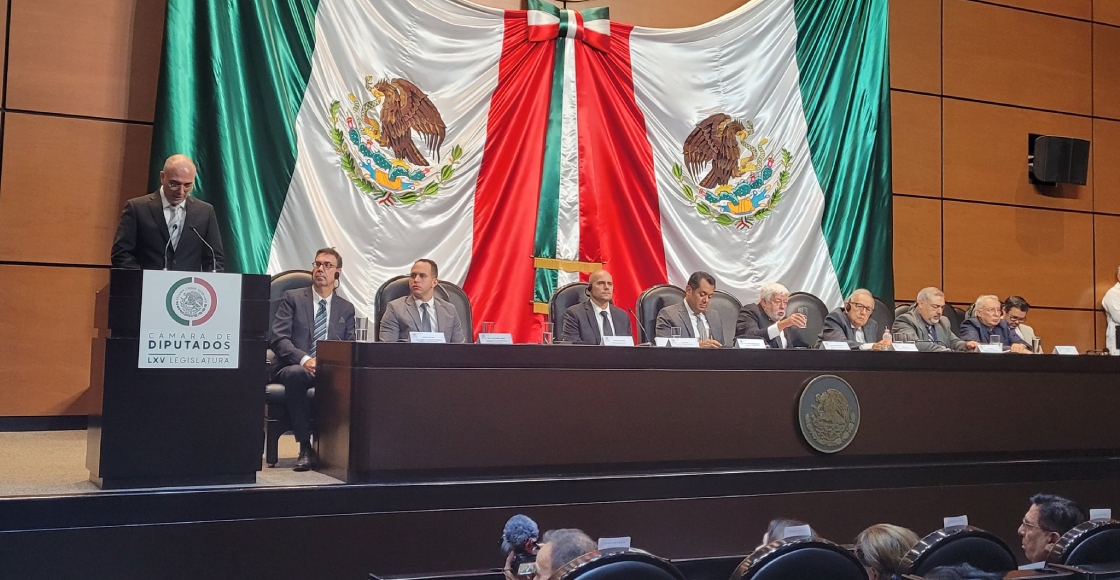 X cosas destacadas sobre la primera audiencia OVNI en México (y no son los aliens)