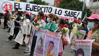 Qué le pasó a los 43 y por qué: Mensajes de texto revelan nuevas pistas sobre Ayotzinapa