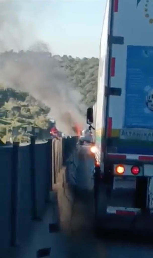 Una pipa de gas explotó en el Arco Norte: Esto sabemos