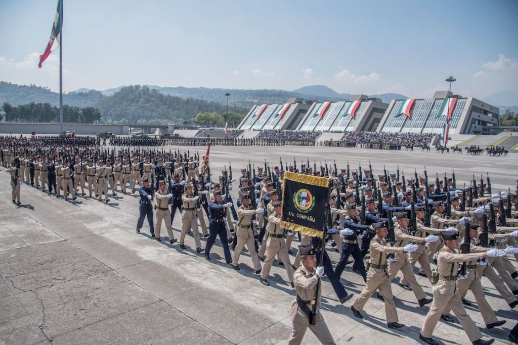 Exhiben torturas a cadetes del Ejército.