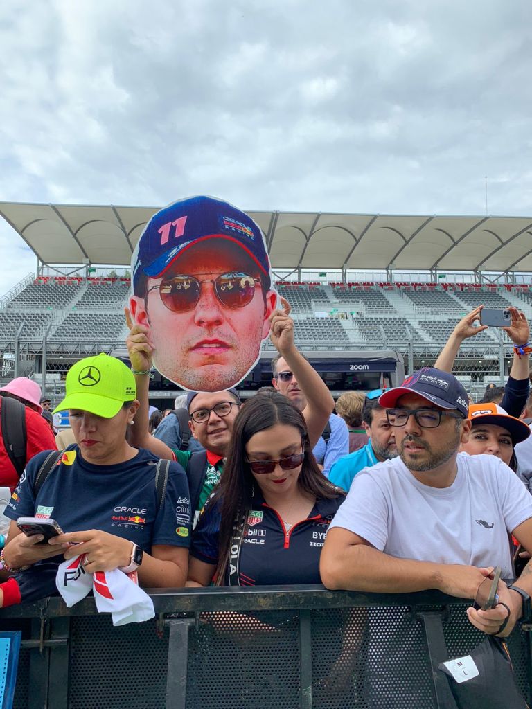 Los fans de Checo Pérez