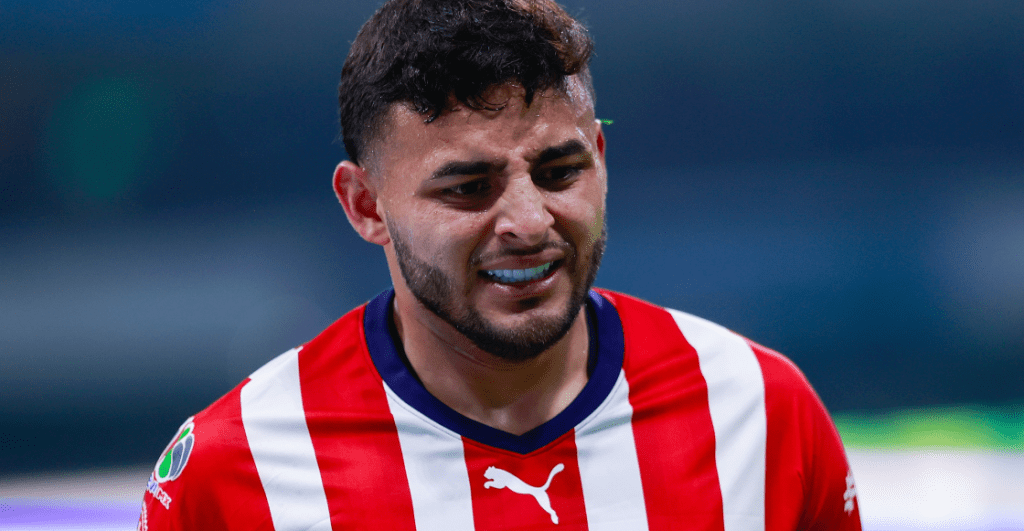 Bara, bara: Ya que no seguirá en Chivas, este es el precio de Alexis Vega