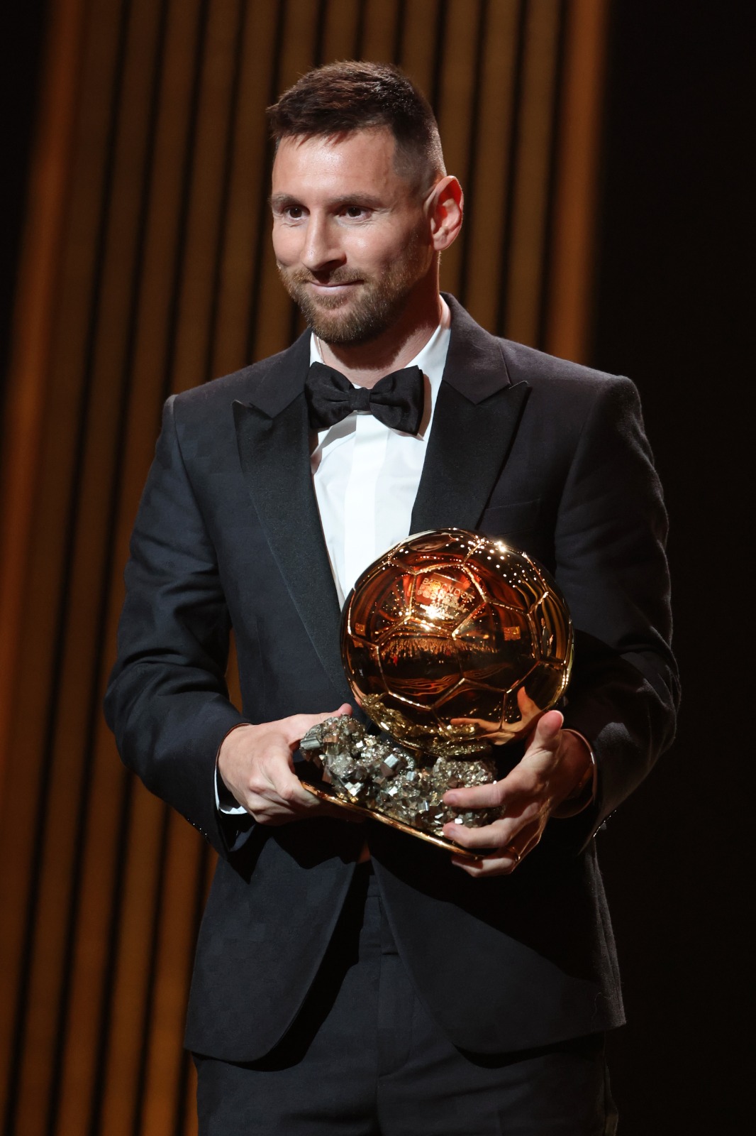 ¡Histórico! Lionel Messi Gana Su Octavo Balón De Oro