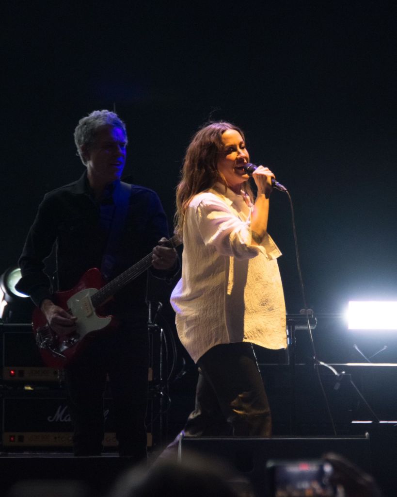 Alanis Morissette llenó de alegría noventera al Corona Capital 2023