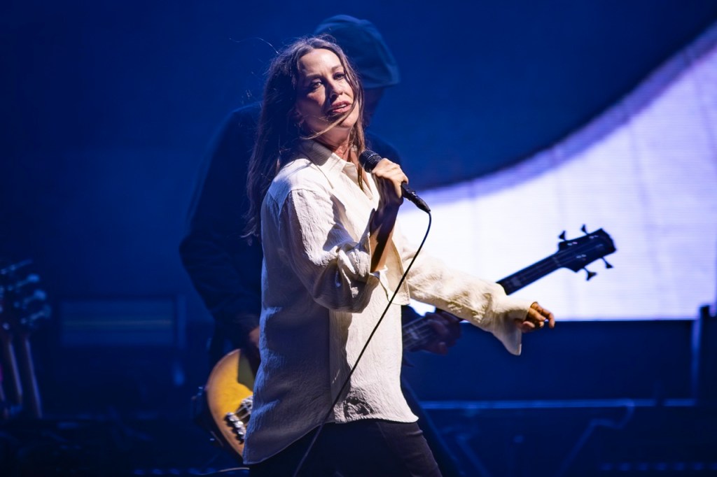 Alanis Morissette llenó de alegría noventera al Corona Capital 2023