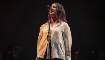 Alanis Morissette llenó de alegría noventera al Corona Capital 2023