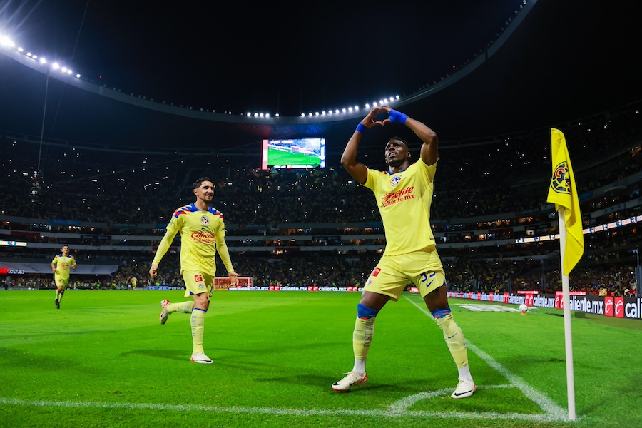 Julián Quiñones marcó ante el Atlético de San Luis