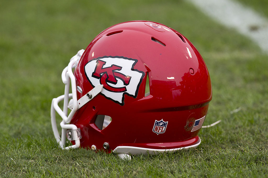 Casco de los Kansas City Chiefs