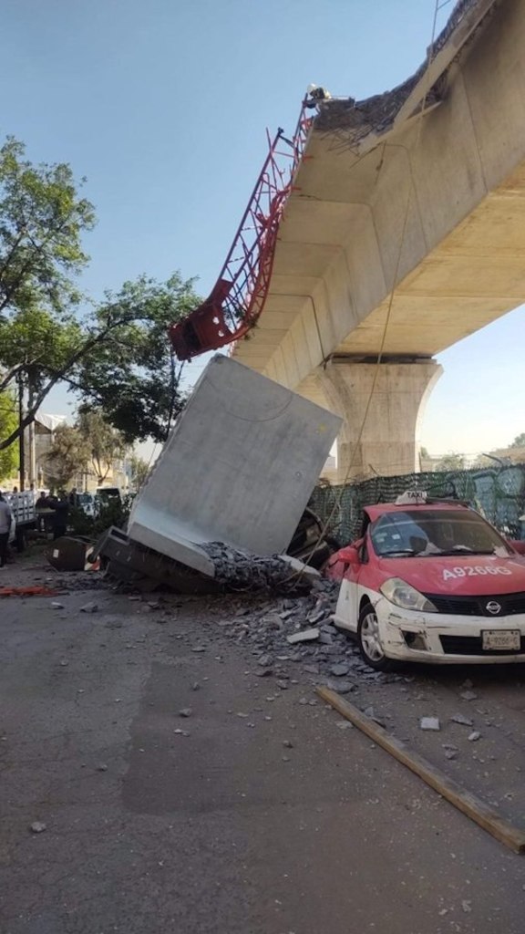 Cayó estructura del Tren Interurbano.