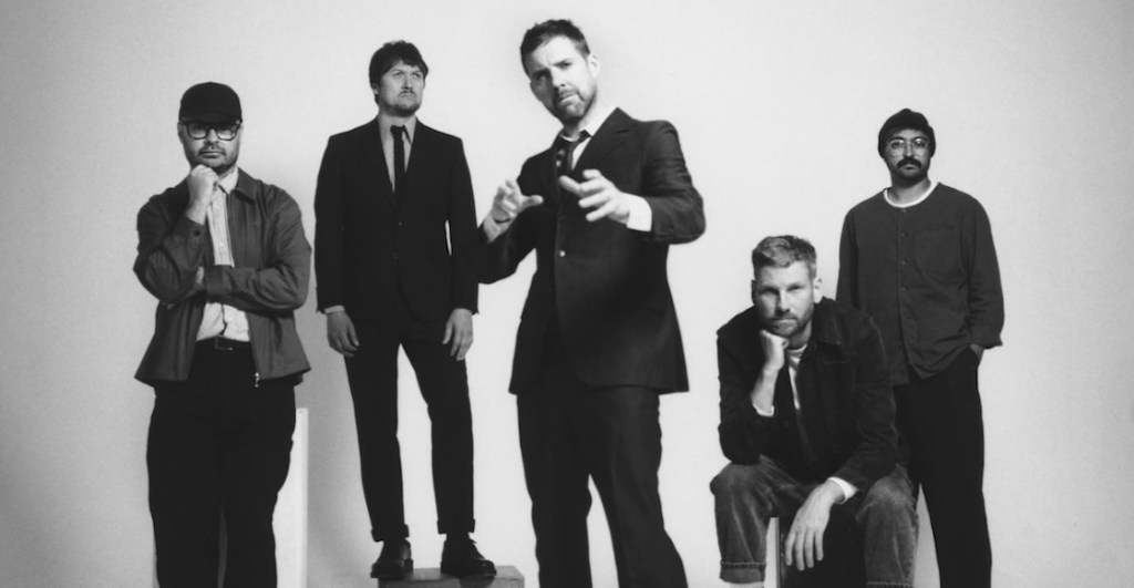 Platicamos con Kaiser Chiefs sobre su regreso este 2024 en Sopitas FM