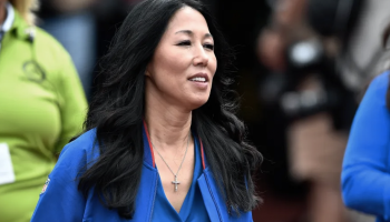 Kim Pegula estudió Comunicación en New York