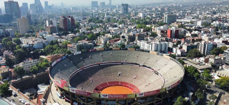 Suspenden corridas de toros en la Plaza México otra vez.