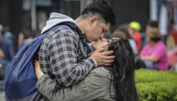 A ponerse románticos en el besotón que premiará el beso más largo en CDMX